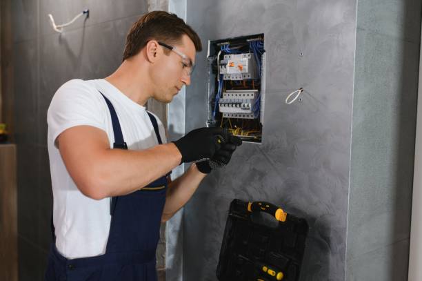 Best Affordable Emergency Electrician  in Nashville, AR